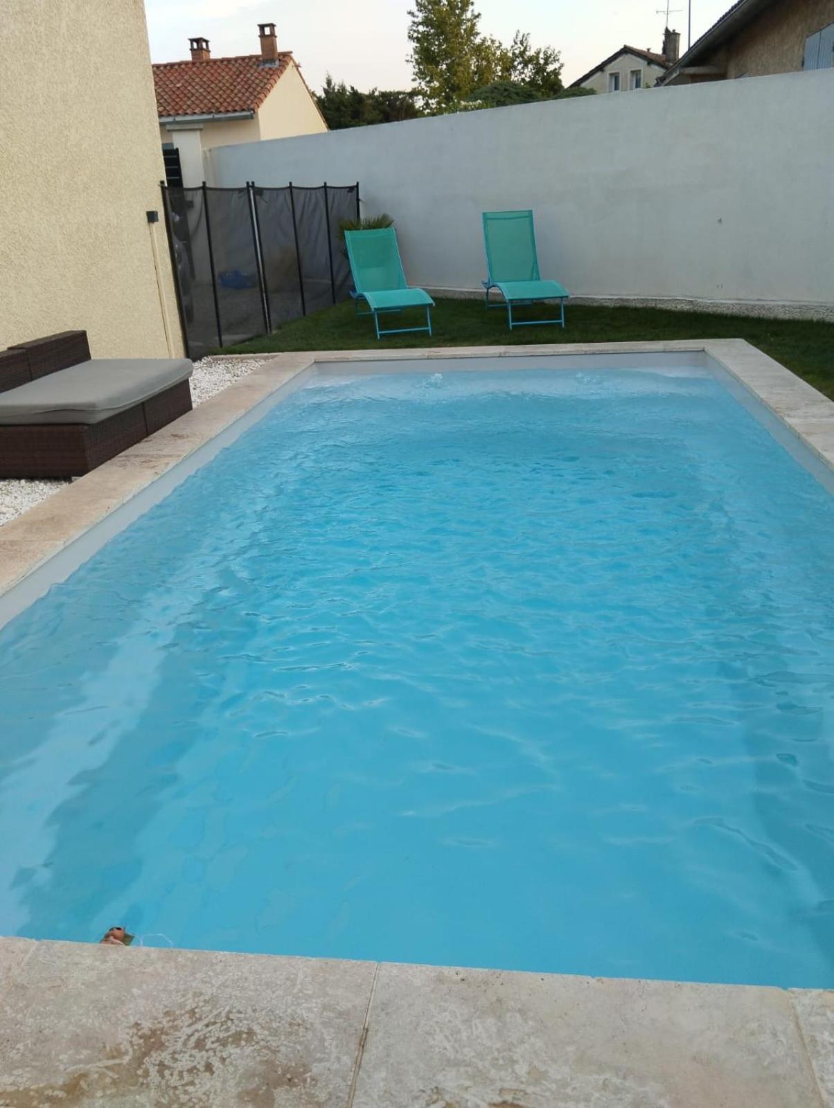 Villa J Et V Bédarrides Extérieur photo